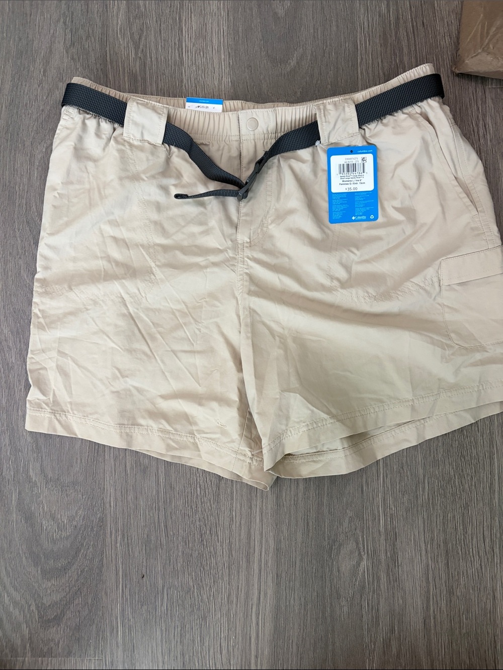 Columbia Tan Women's Outdoor Cargo Shorts with Black Webbing Belt